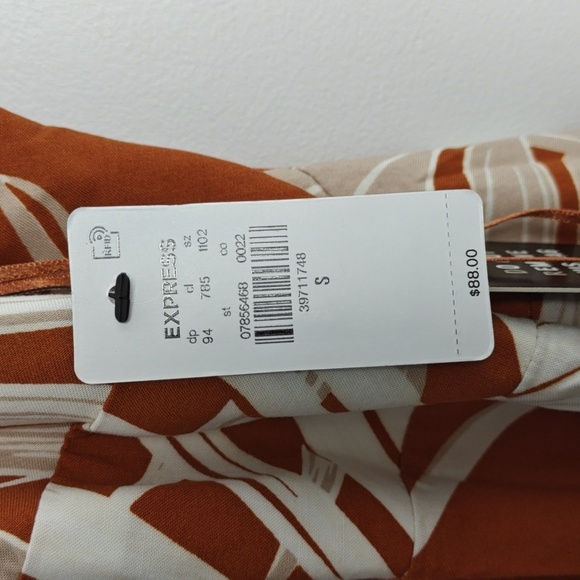 EXPRESS Halter Maxi Dress in Orange and White Size Small - Picture 3 of 15